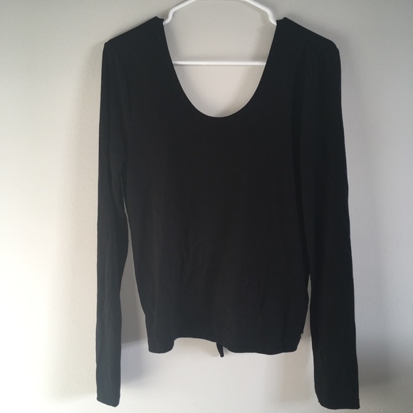 Fabletics Karen long sleeve open tie back - Picture 2 of 5